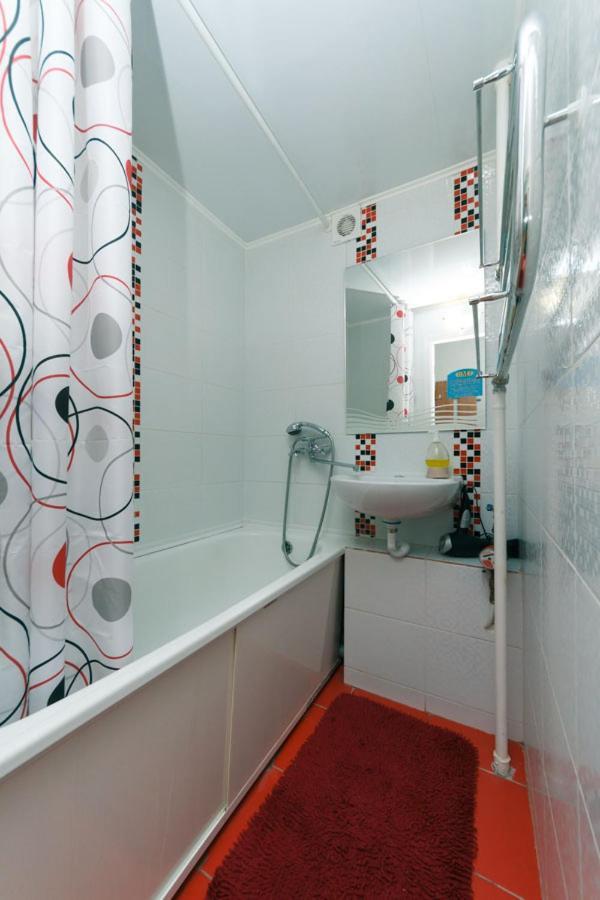 Apartment Near Dream Town Kyiv Exterior photo
